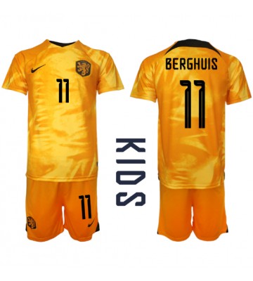 Netherlands Steven Berghuis #11 Replica Home Stadium Kit for Kids World Cup 2022 Short Sleeve (+ pants)